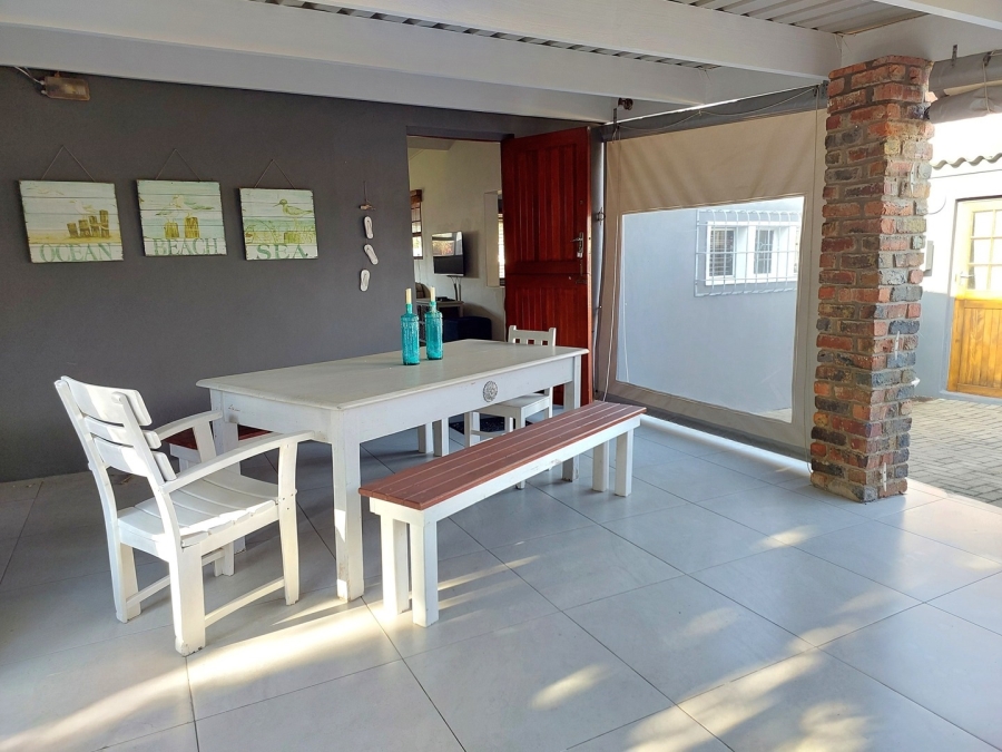 3 Bedroom Property for Sale in Queensberry Bay Eastern Cape